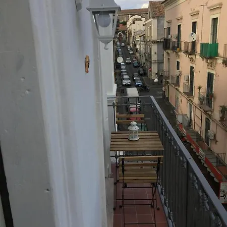 Al Centro Di Tutto Pensión CTA