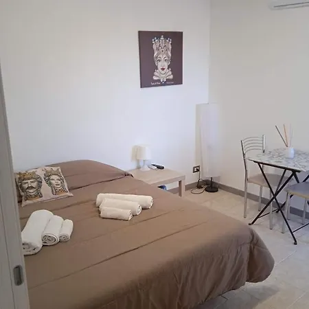 Al Centro Di Tutto Gasthuis Catánia